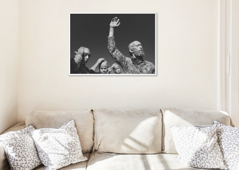 22 Ebrahim Noroozi - Mourners III