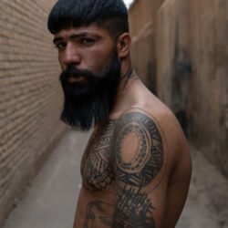 ShayanSajadian_item_03 Shayan Sajadian - Portraits, I